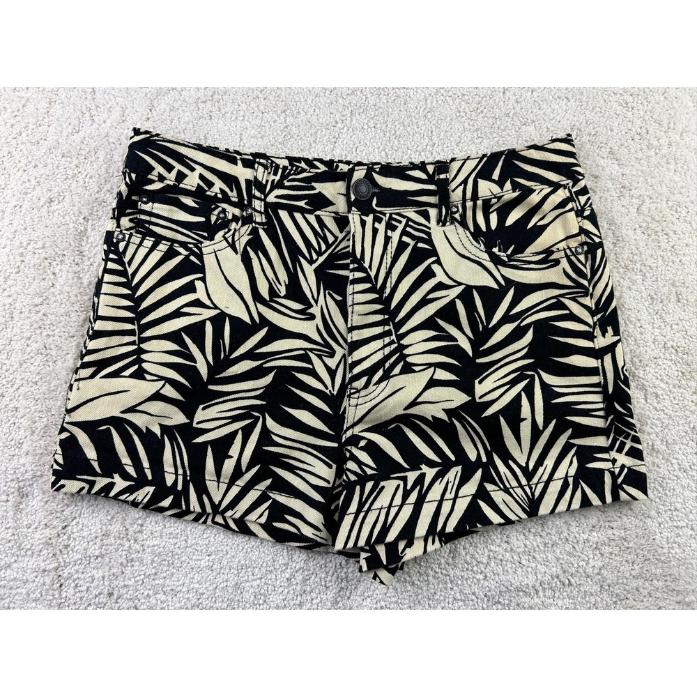 Forever‎ 21 Shorts Womens 27 Black White Palm Leaf Print Mid Rise Stretch Summer